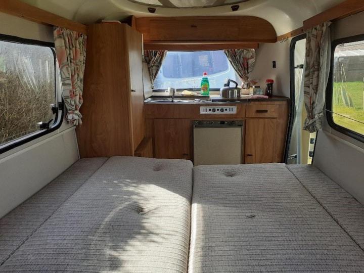 Sundial Cottage Eriba Caravan NWI Exterior foto